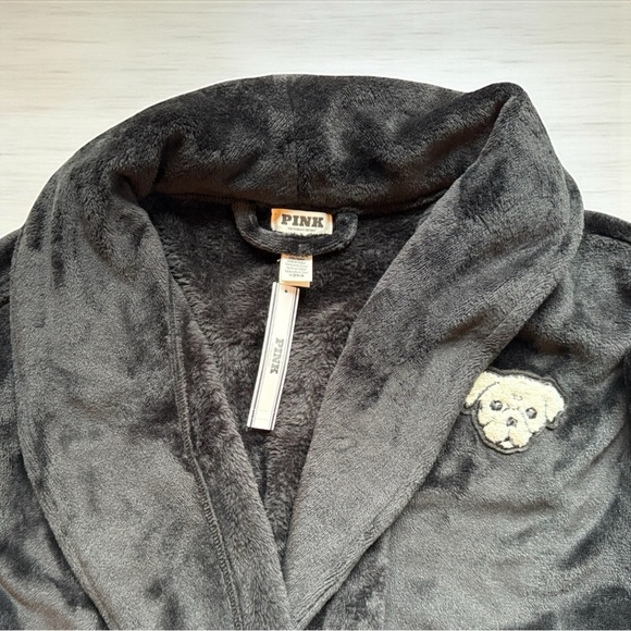 Victoria’s Secret PINK Plush Black Robe – Size M/L - Picture 8 of 12